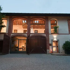 La Corte E L'uva Italia